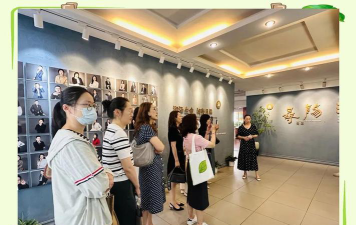 上海洵阳路小学阅读区