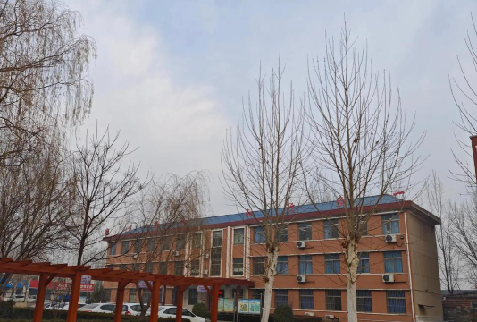 迁安市杨店子镇初级中学阅读区