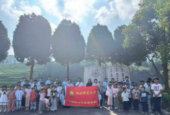 沅陵县凉水井镇小学阅读区