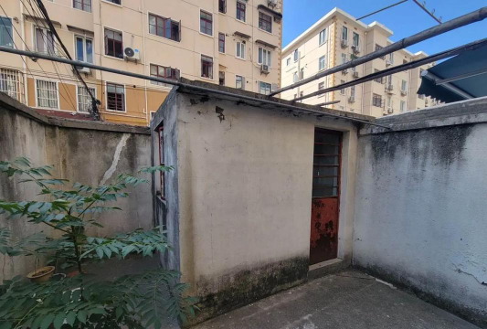 上海法华镇路第三小学阅读区