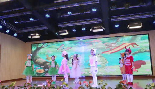 上海徐汇区第一中心小学阅读区