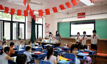 上海黄浦区巨鹿路第一小学阅读区