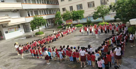 北流市平政镇中心幼儿园阅读区