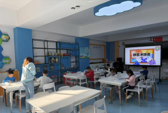 上海黄浦区卢湾一中心小学阅读区