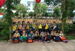 嘉应幼儿园阅读区
