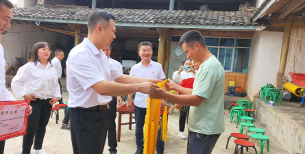 保山市隆阳区丙麻中学阅读区