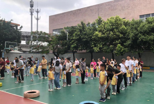 中山市东凤镇中心幼儿园阅读区