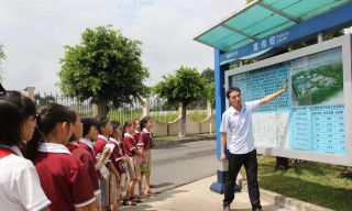 东莞道滘镇小河小学阅读区