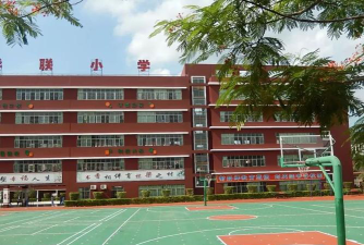 东莞樟木头博华小学阅读区