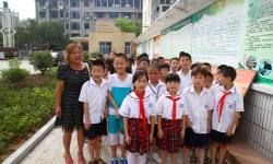 东莞鸣凤小学阅读区
