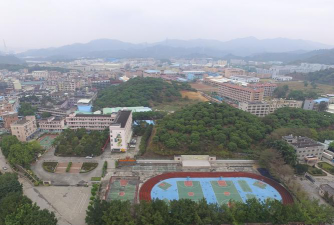 东莞长龙小学阅读区