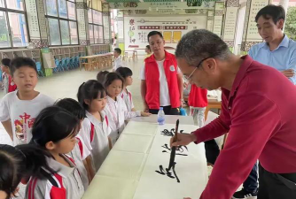 广州增城区新塘镇久裕小学阅读区