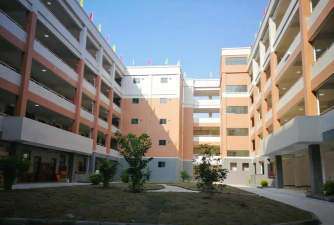 高州市第三小学阅读区