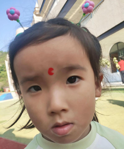 西胪镇泉塘林銮波幼儿园阅读区