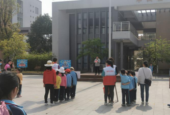 新丰县实验小学阅读区