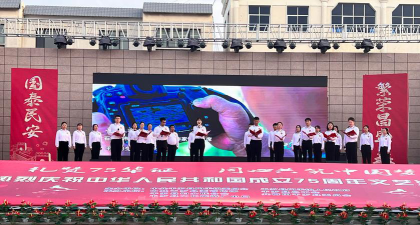 平罗县陶乐一中阅读区
