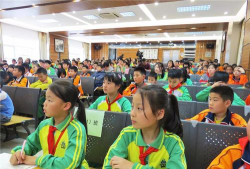 广州兴贤小学阅读区