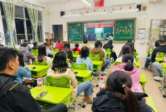 广州草河小学阅读区
