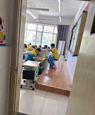 邯郸县志成学校阅读区