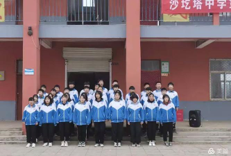 沙圪塔中学阅读区