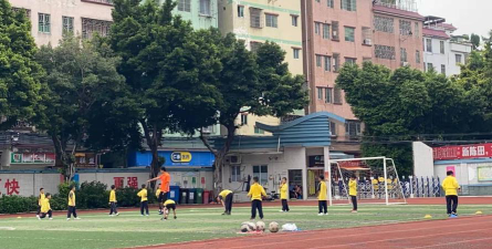广州白云区陈田小学阅读区