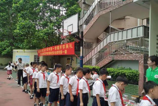 广州棠涌小学阅读区