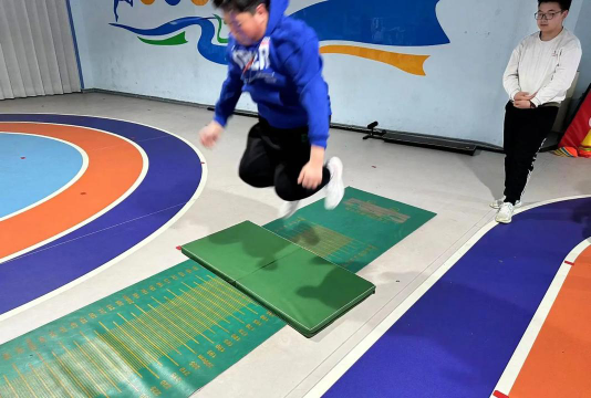 立远初中阅读区