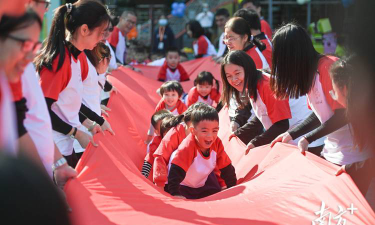 清远市清城区西湖幼儿园阅读区