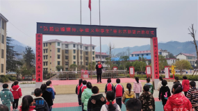 金凤乡中心小学阅读区