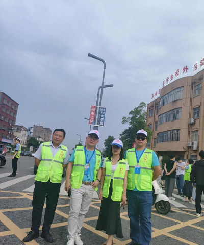 陇东乡中学阅读区