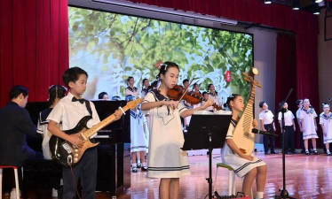 深圳荔湾小学阅读区