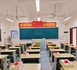 金石镇中心小学阅读区