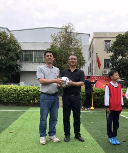 汕头市龙湖区旦家园小学阅读区