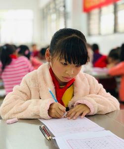 阳西县第二小学阅读区