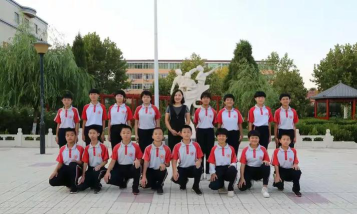 平乡县第二中学阅读区