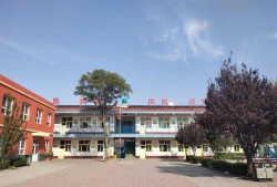 大曹庄管理区徐家河乡徐家河初级中学阅读区