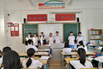 海口市演丰中学阅读区