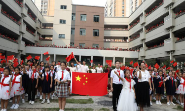 珠海市香洲区凤凰小学阅读区
