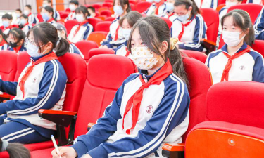 北京四中璞瑅学校阅读区