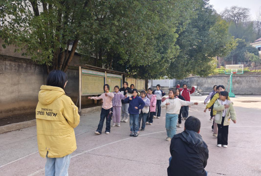 茅坪乡中心小学阅读区