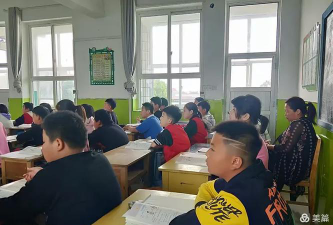 东闾乡东闾中学阅读区