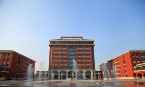 东营市第二中学阅读区
