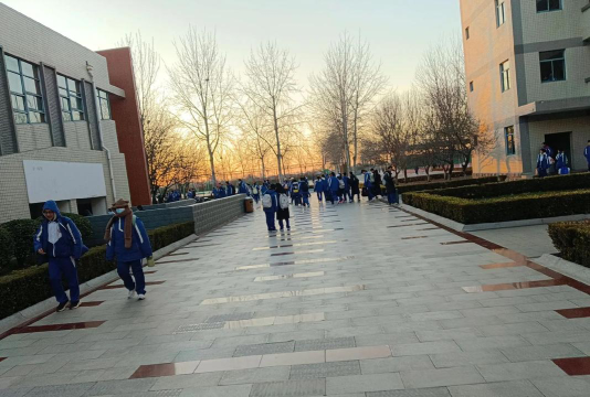 淄博山东省桓台第二中学阅读区