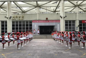 内充公小学阅读区