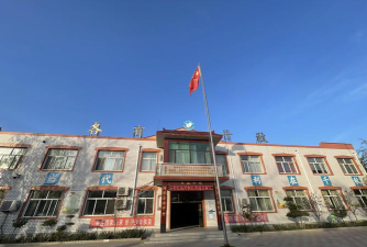徐水县大因镇第一中学阅读区