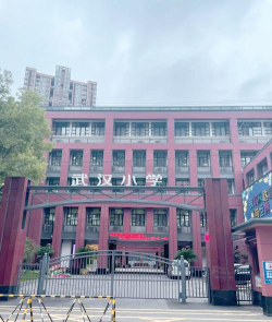 武汉市江岸区澳门路小学阅读区