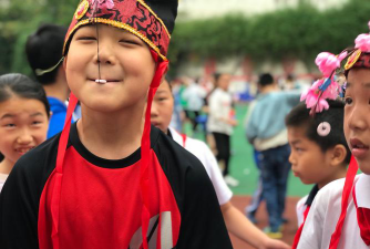 十堰市茅箭区三堰小学阅读区
