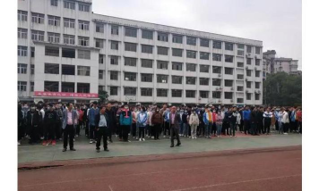 鄂州市第四中学阅读区