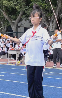 鸥上小学阅读区