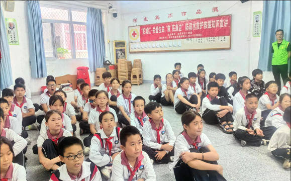 汕头市天港小学阅读区